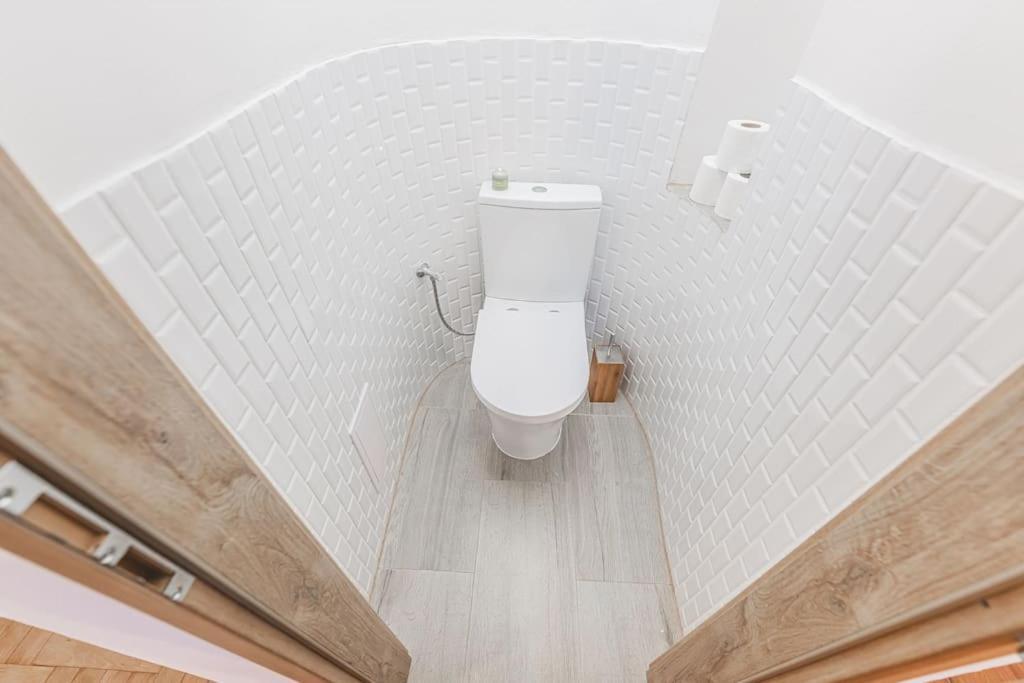 Carolina'S Yoga Apartment Hradec Králové 外观 照片